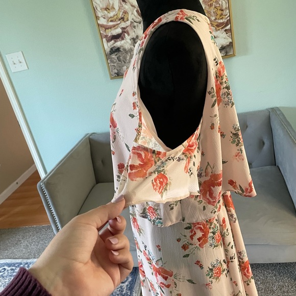 Floral Cold Shoulder MIDI Dress - Picture 9 of 15